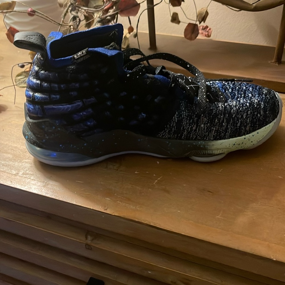 LeBron 17 Constellation
